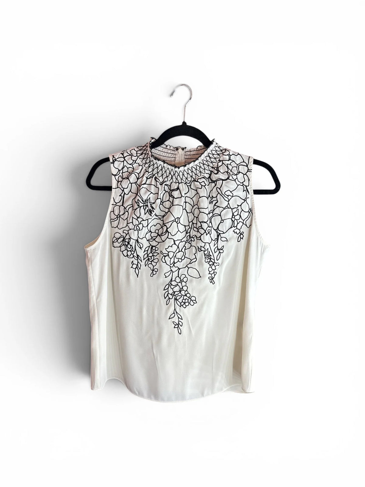 White House Black Market Floral Mock Neck Sleeveless Blouse – Ivory – Size 6
