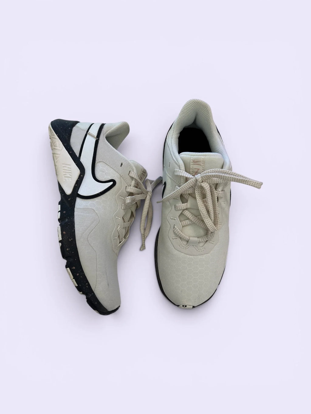 Nike Gamma Force Women’s Sneakers – White/Phantom/Light Bone – Size 7 – Original Box