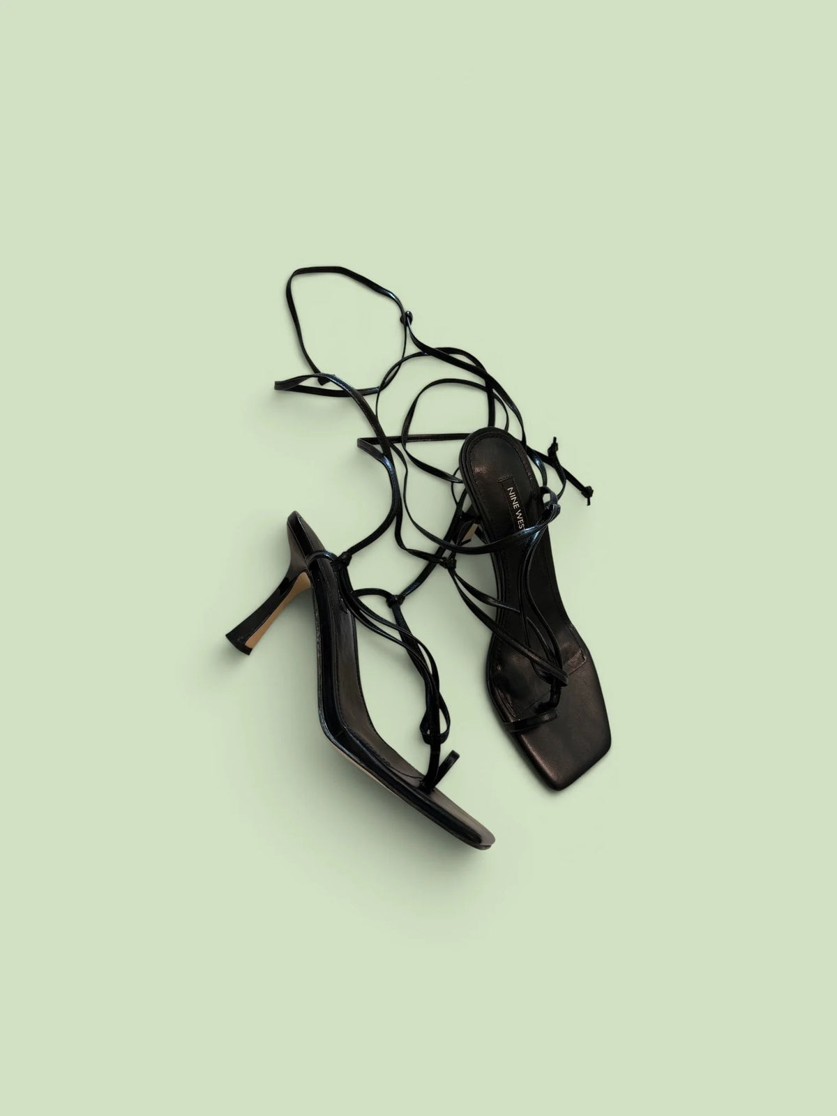 Nine West Black Lace-Up Toe Ring Heeled Sandals - Size 7 - Worn Once